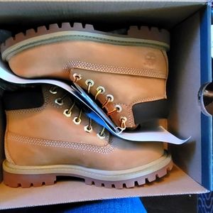 Youth Timberland boots